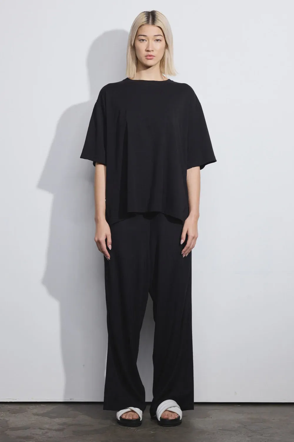 Breif Tee - Black