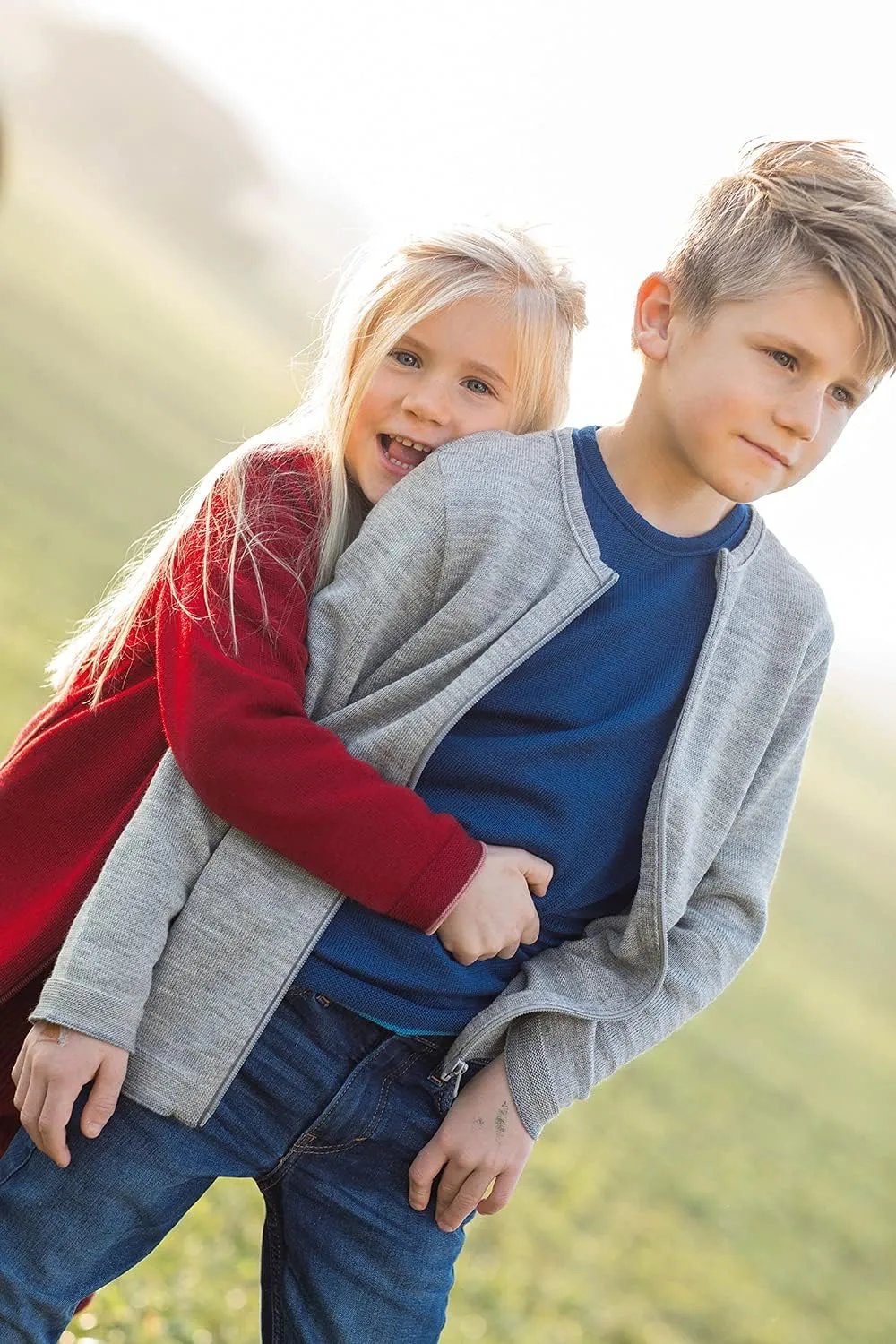 Kids' Merino Wool Pullover Sweater: Crew Neck Long Sleeve Knit for Boys and Girls